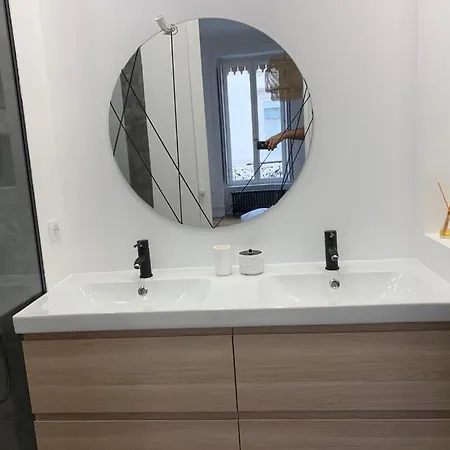 Ainay - Luxury - 2 Bedroom And 2 Bathroom Apartment